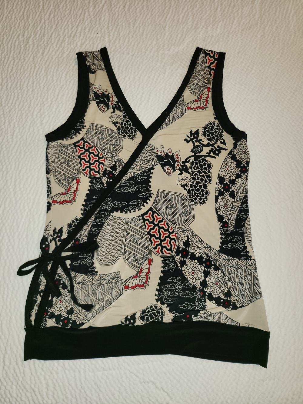 Sexy Women’s Black & Cream Wrap Tank Top with Red Accents
